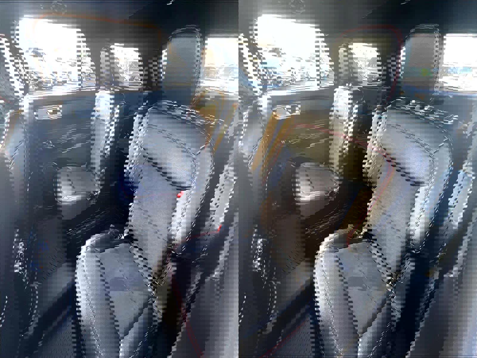 Used 2023 Ford Explorer ST-Line w/ Class IV Trailer Tow Package image 28