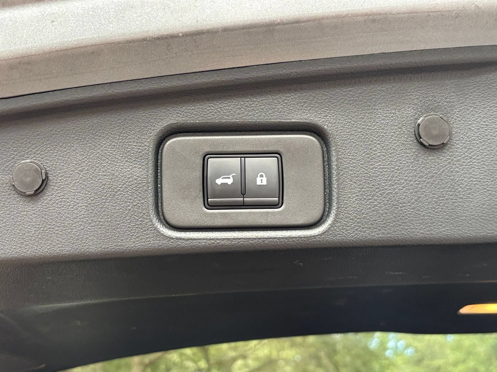 Used 2026 Nissan Pathfinder SL FWD image 22