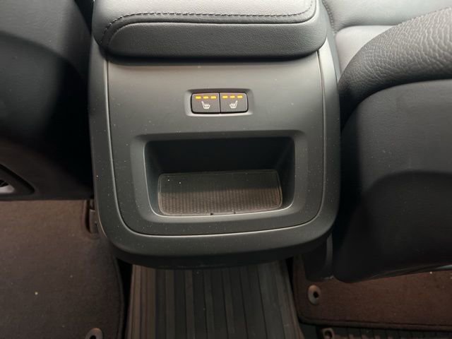 Used 2023 Volvo XC60 B5 Plus w/ Climate Package image 9