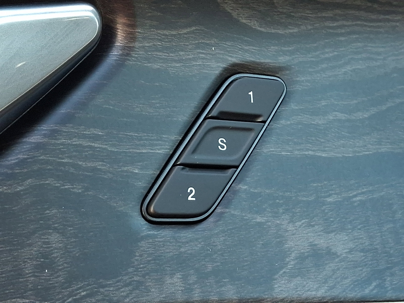New 2026 Jeep Grand Cherokee Limited w/ Trailer Tow Package image 17