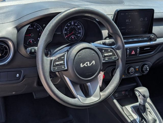 Used 2024 Kia Forte LXS FWD image 15