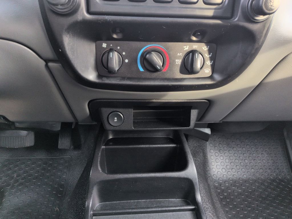 Used 2010 Ford Ranger XL image 17