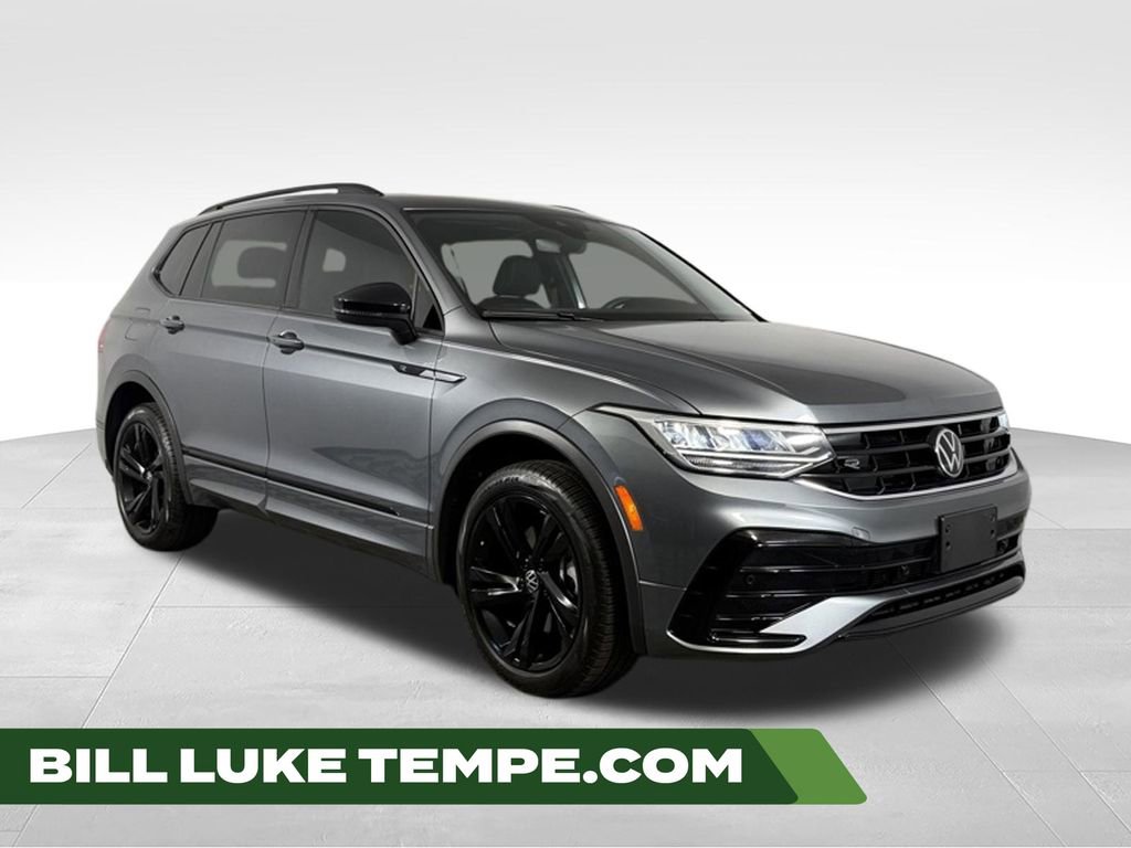 Used 2024 Volkswagen Tiguan SE R-Line FWD image 1