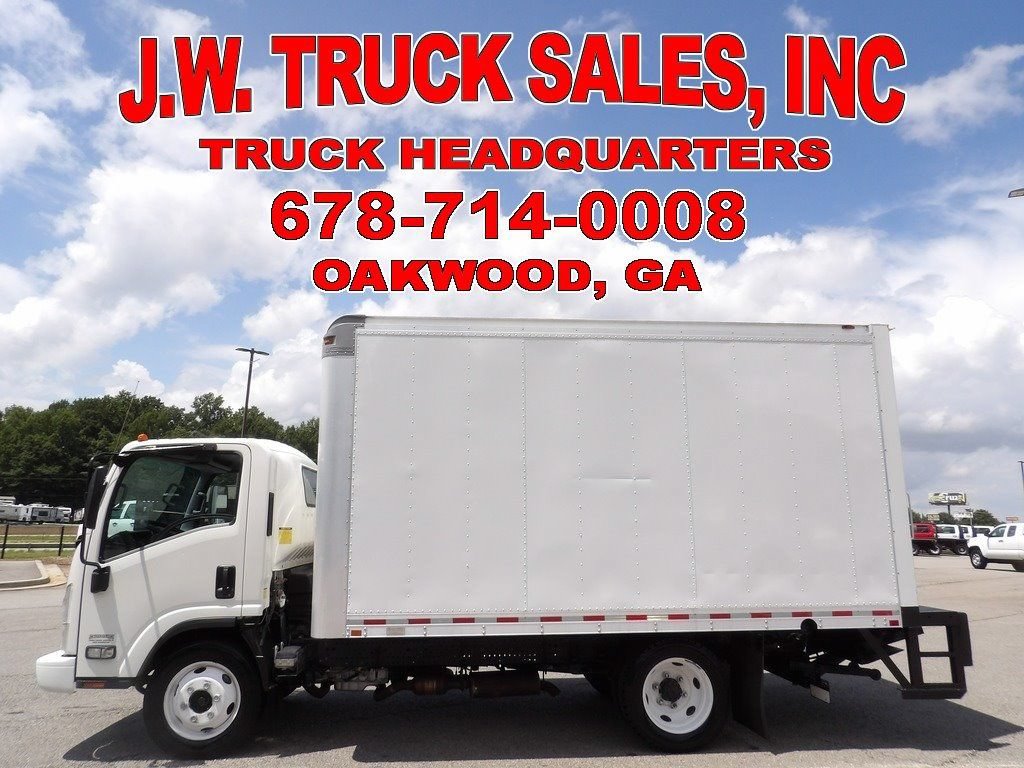 Used 2019 Isuzu NPR RWD image 2