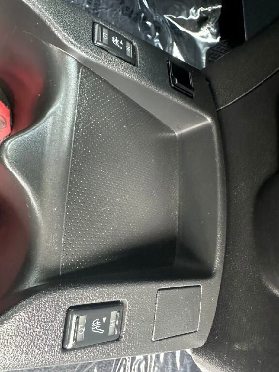 Used 2015 Nissan Leaf S w/ Charge Package FWD image 16