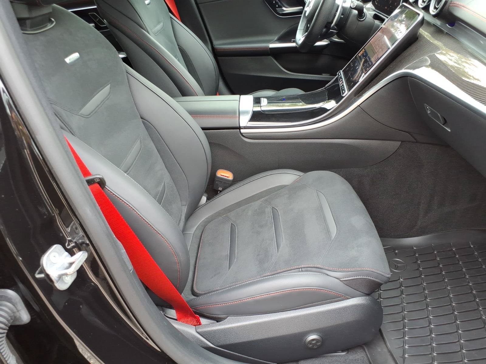 Used 2024 Mercedes-Benz C 43 AMG 4MATIC Sedan image 23