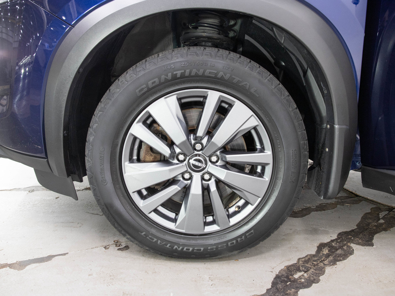 Used 2024 Nissan Pathfinder SV AWD/4WD image 32