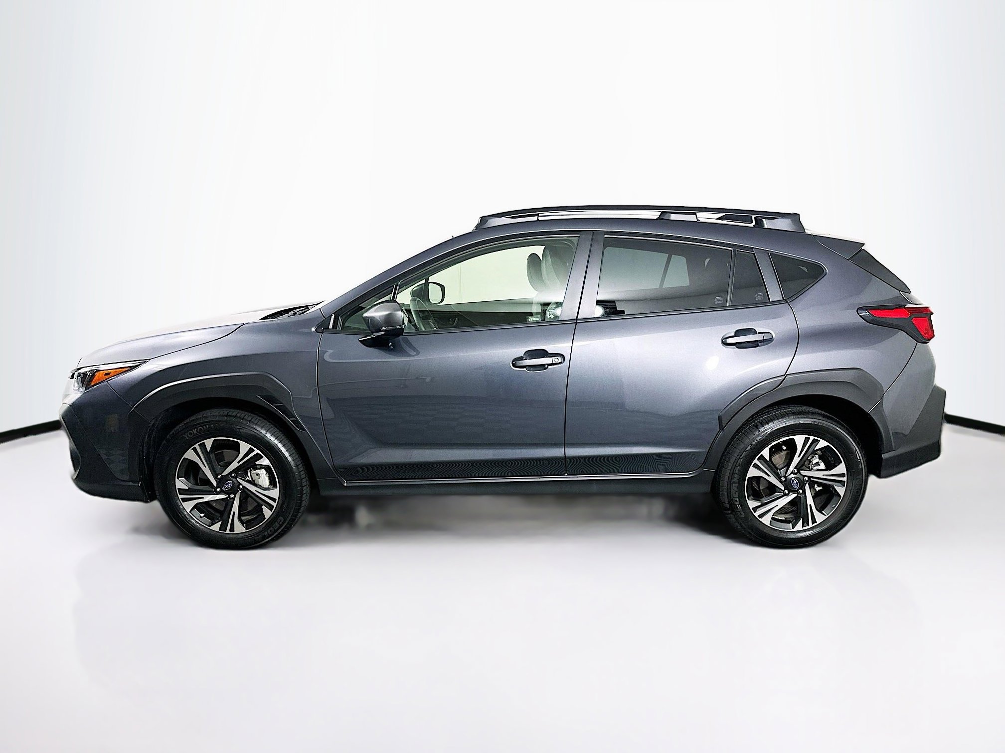 Used 2024 Subaru Crosstrek 2.0i Premium AWD/4WD image 4