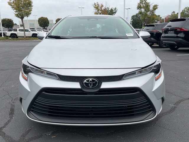 New 2027 Toyota Corolla LE FWD image 3