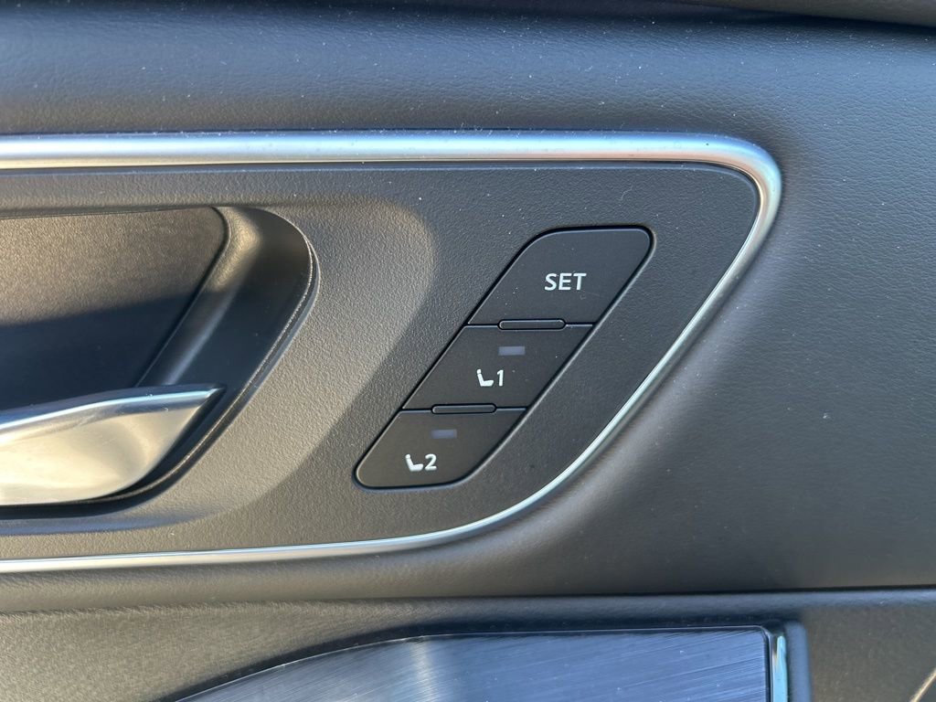 Used 2024 Nissan Rogue Platinum w/ Platinum Premium Package image 24