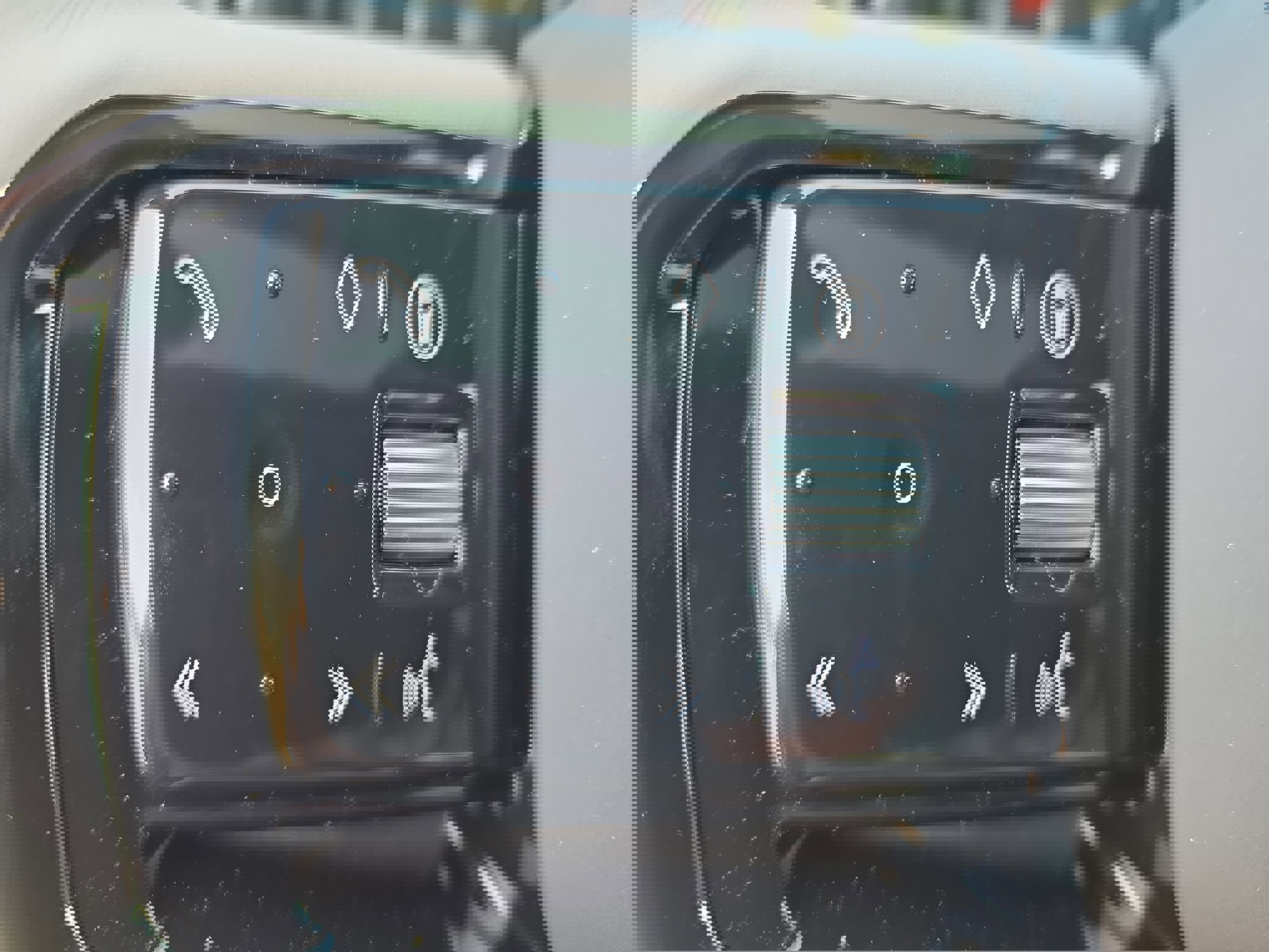 New 2026 Land Rover Range Rover Velar Dynamic SE AWD/4WD image 17