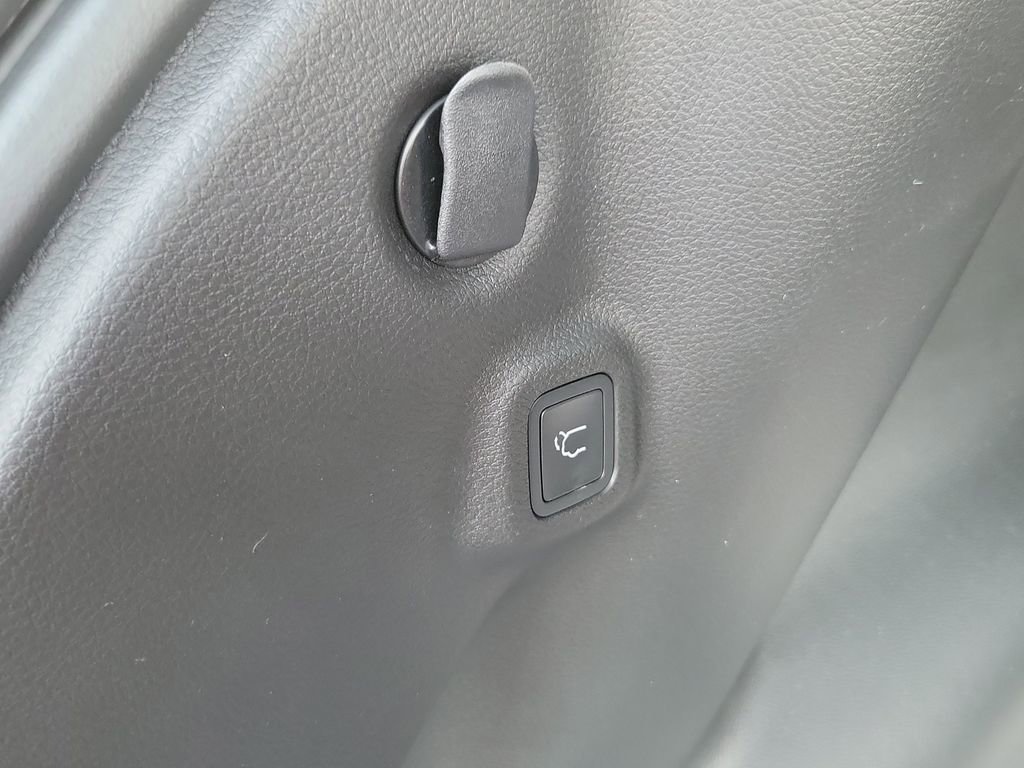 New 2026 Jeep Compass Limited image 20