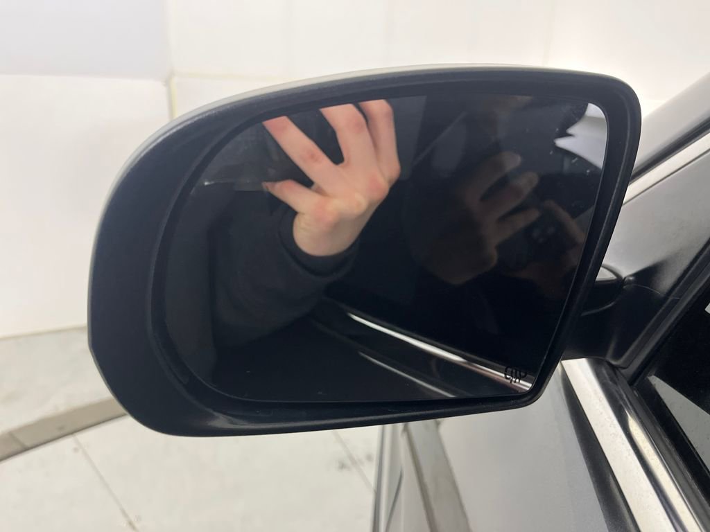 Used 2019 Jeep Cherokee Latitude Plus image 39