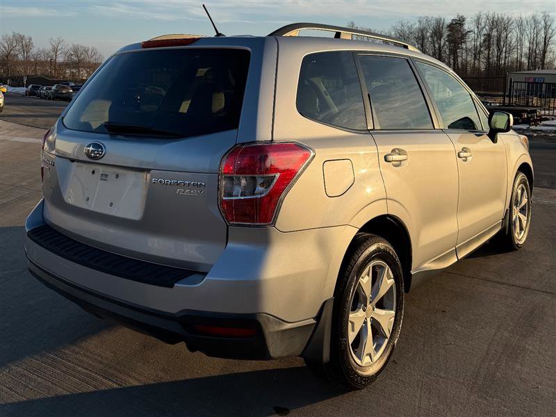 Used 2015 Subaru Forester 2.5i Premium w/ All-Weather Package AWD/4WD image 7
