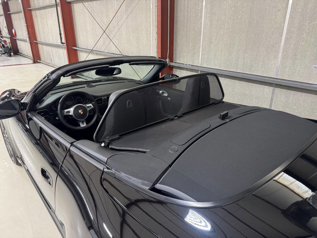 Used 2012 Porsche 911 Carrera Black Edition image 3