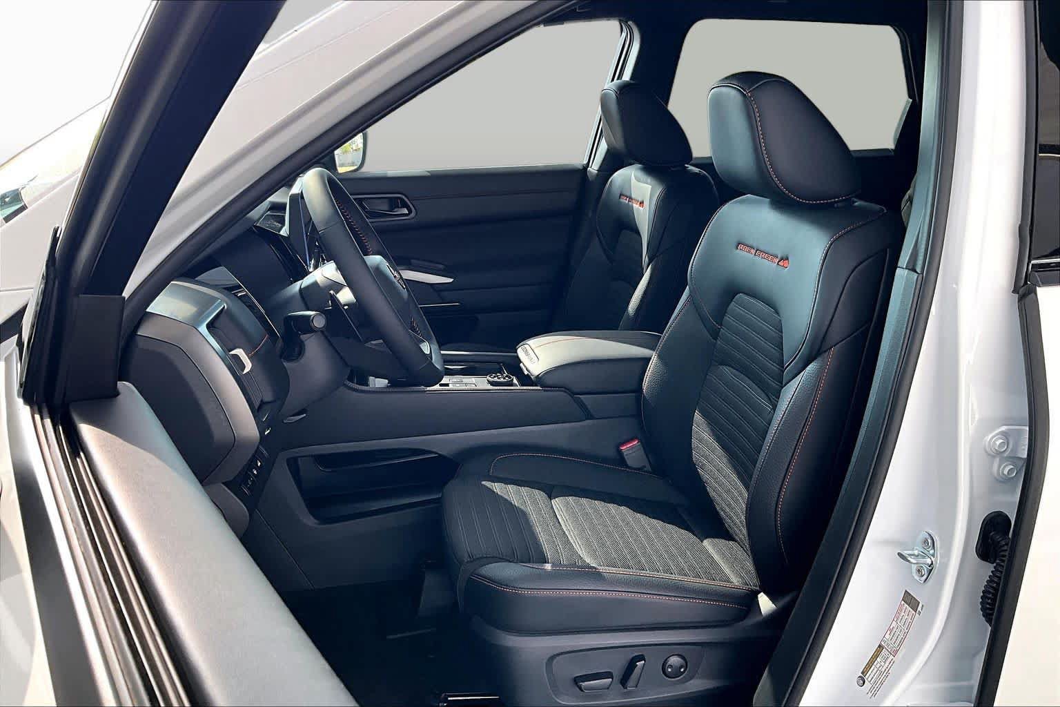 New 2026 Nissan Pathfinder Rock Creek AWD/4WD image 15