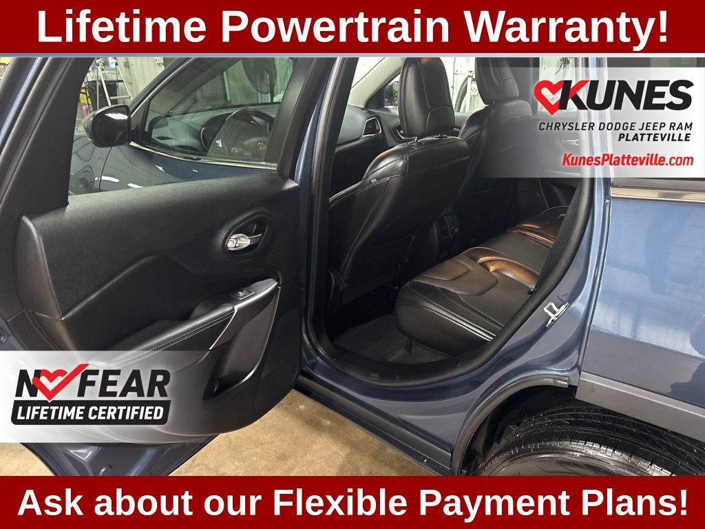 Used 2021 Jeep Cherokee Latitude Lux image 16