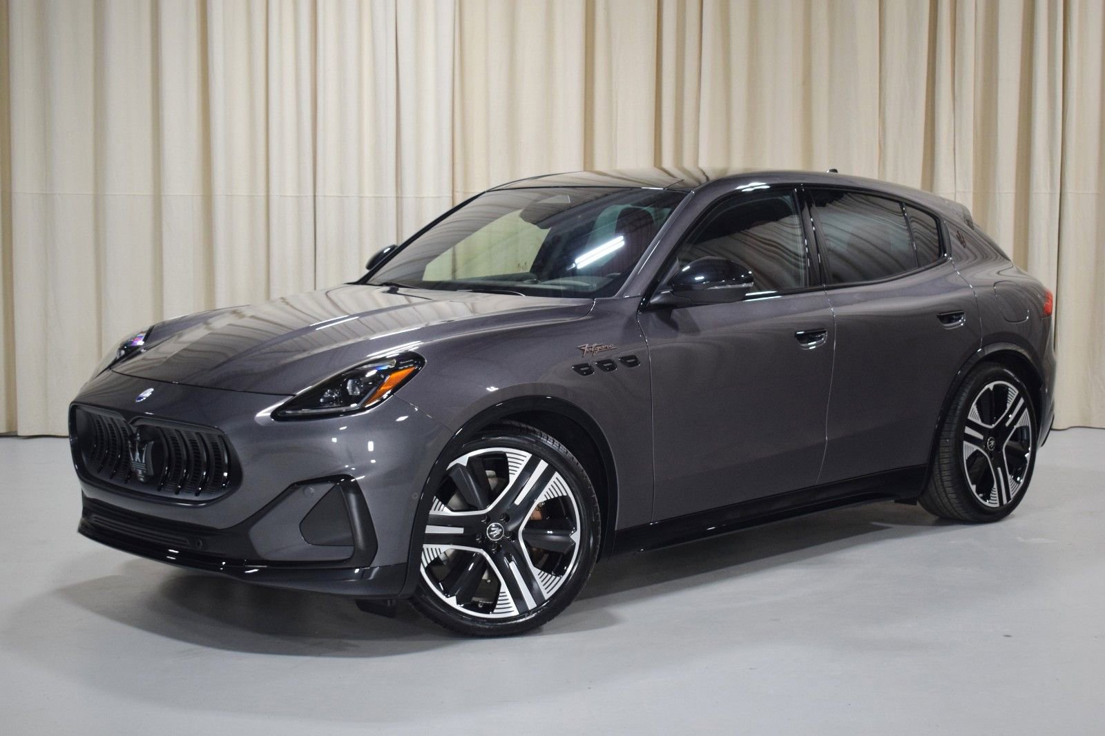 New 2025 Maserati Grecale Folgore