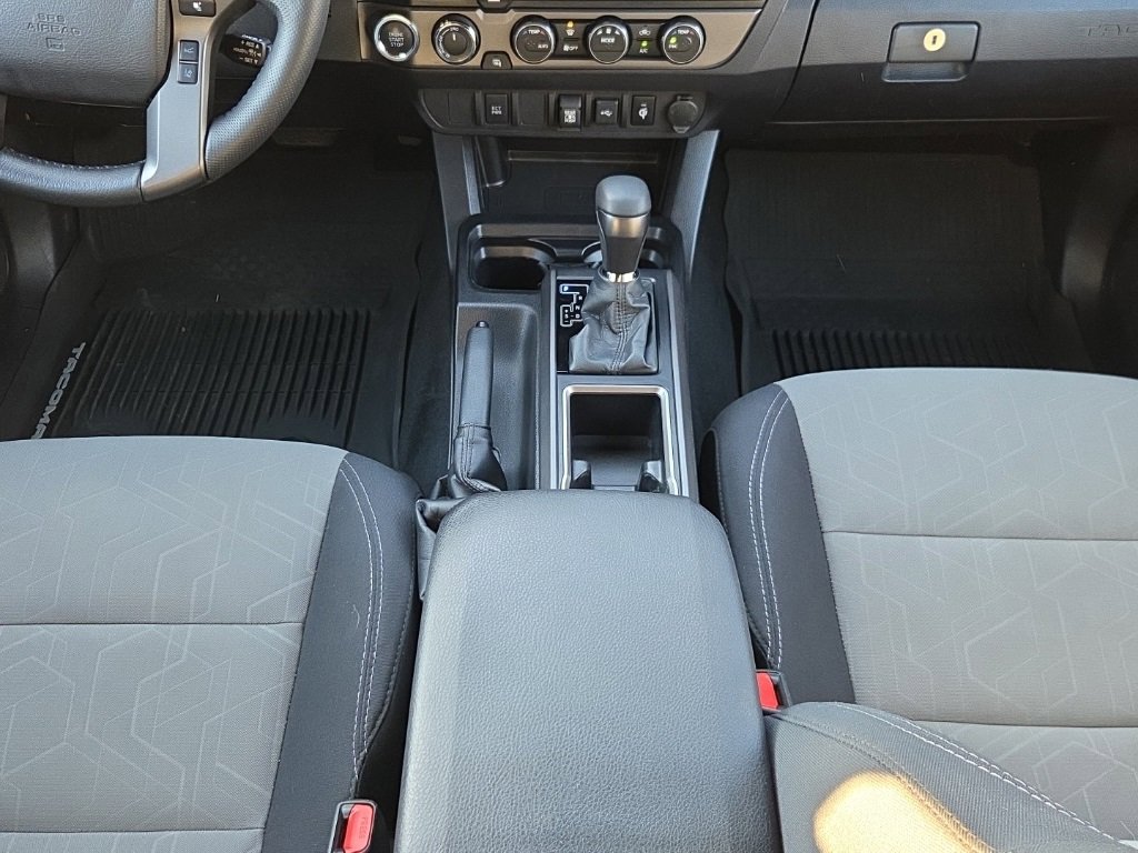 Used 2021 Toyota Tacoma TRD Off-Road image 23