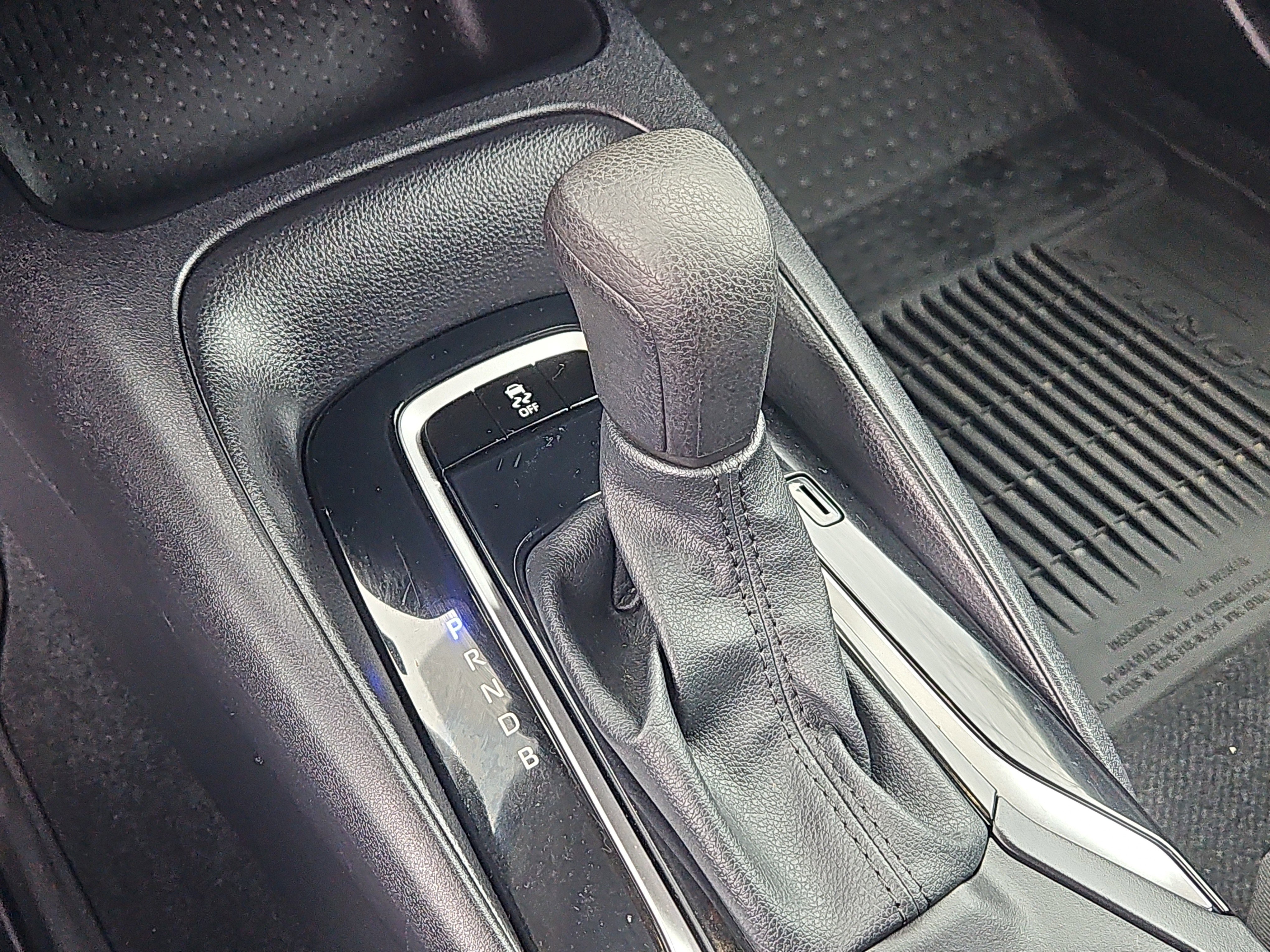 Used 2024 Toyota Corolla LE image 15