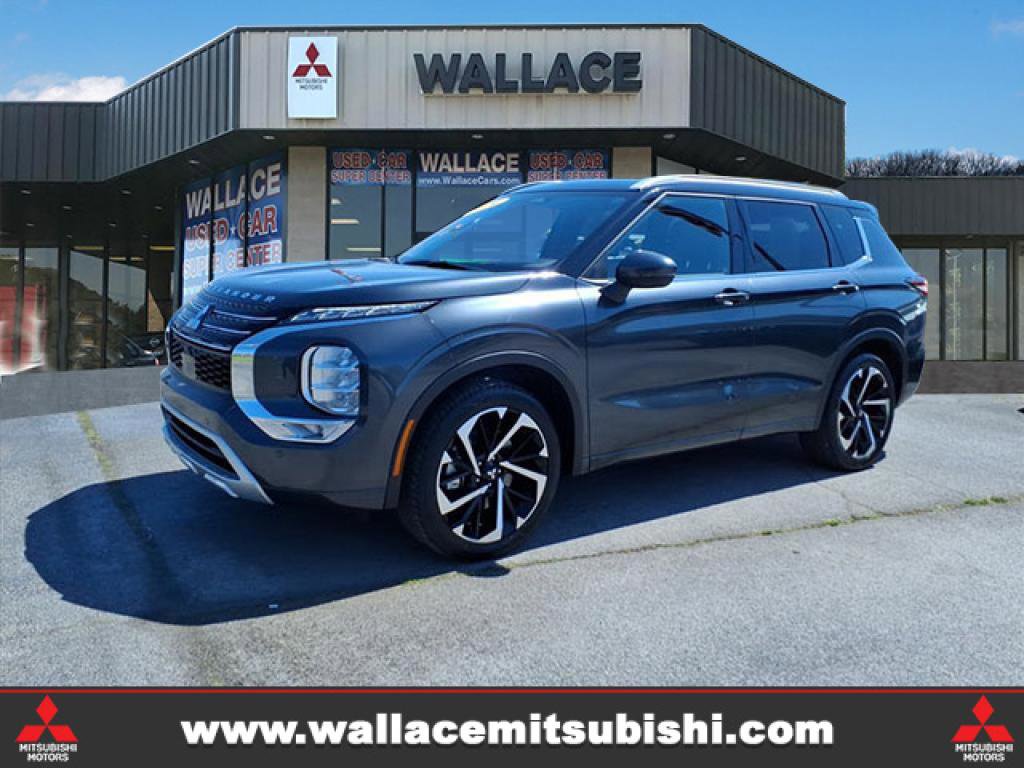 Used 2024 Mitsubishi Outlander SEL image 1