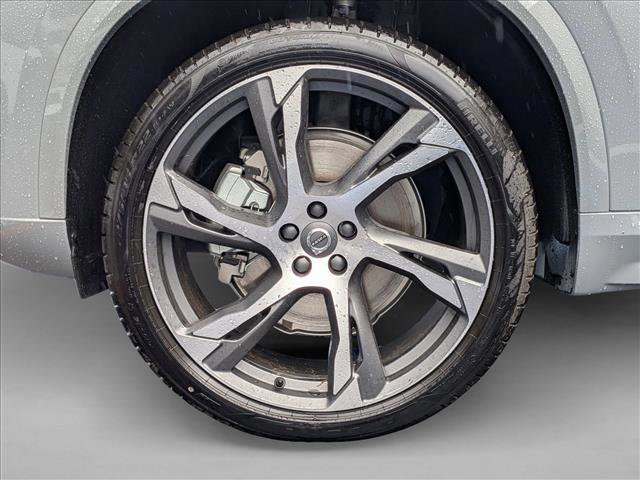 New 2025 Volvo XC90 B5 Core w/ Protection Package Premier image 11