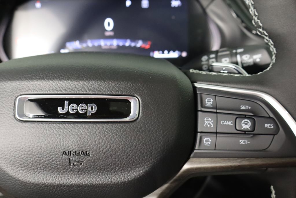 New 2026 Jeep Grand Cherokee Limited image 10