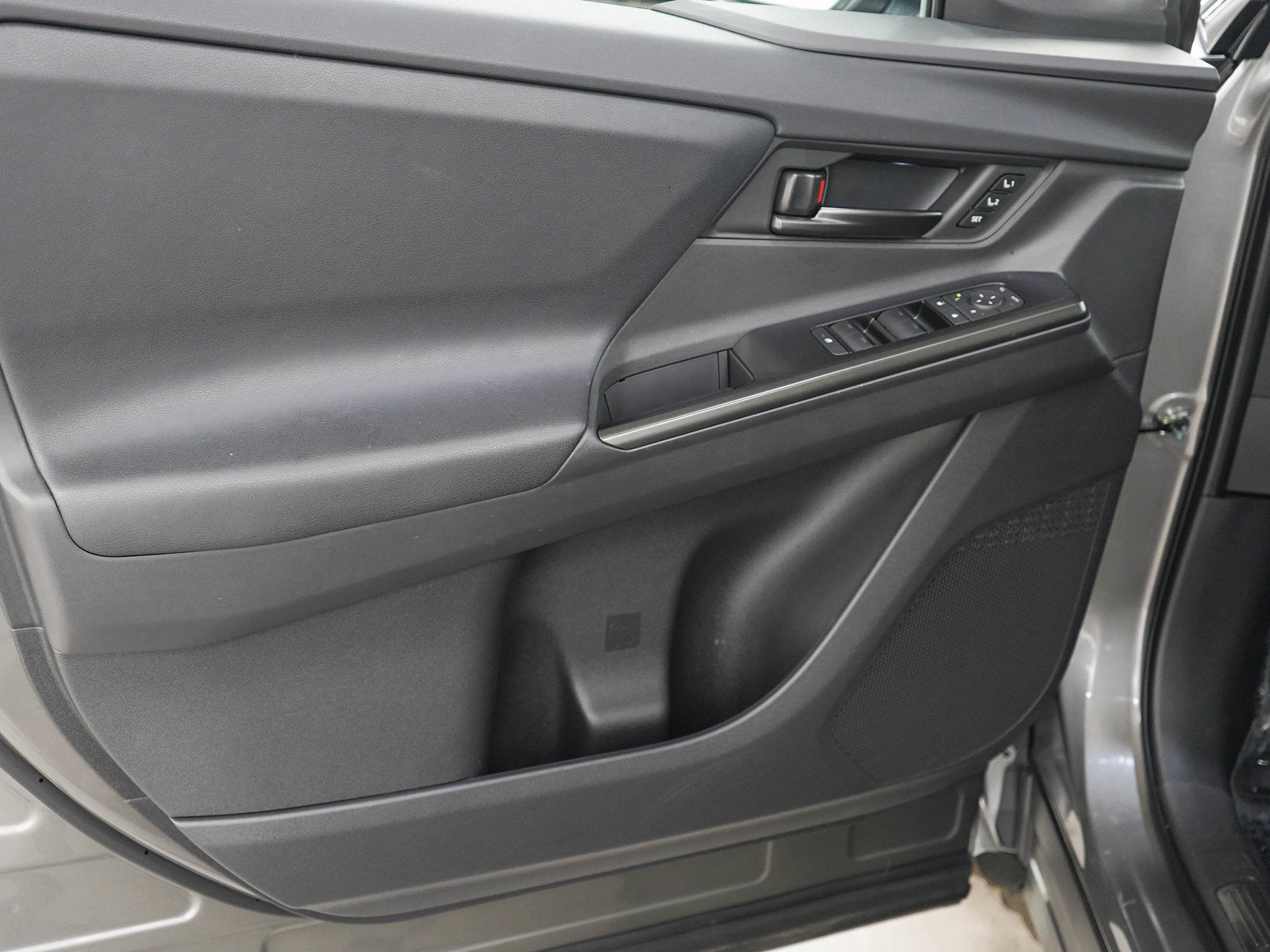 Certified 2026 Toyota bZ AWD/4WD image 18