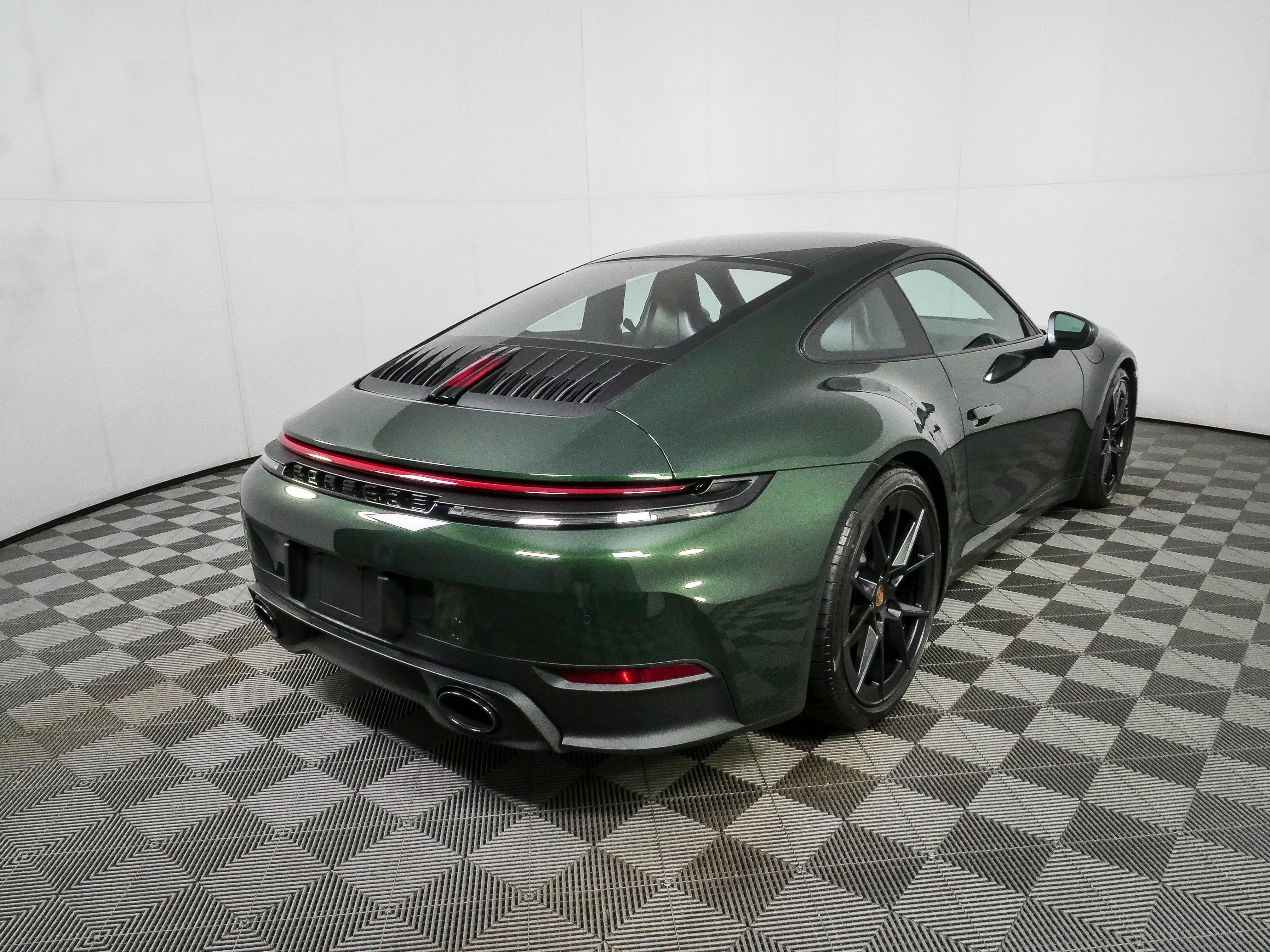 Certified 2026 Porsche 911 Carrera RWD image 27