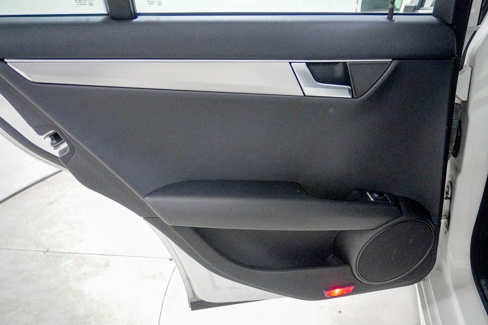 Used 2014 Mercedes-Benz C 300 4MATIC Sedan image 33