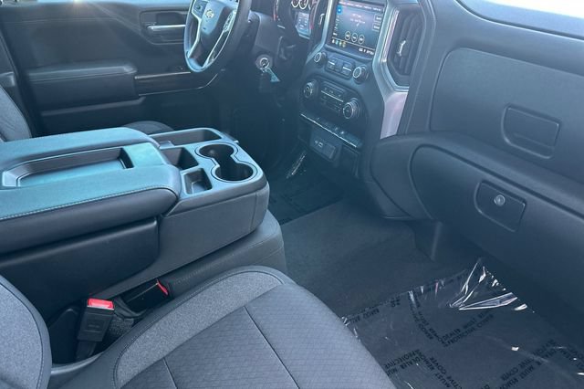 Used 2020 Chevrolet Silverado 1500 LT RWD image 17