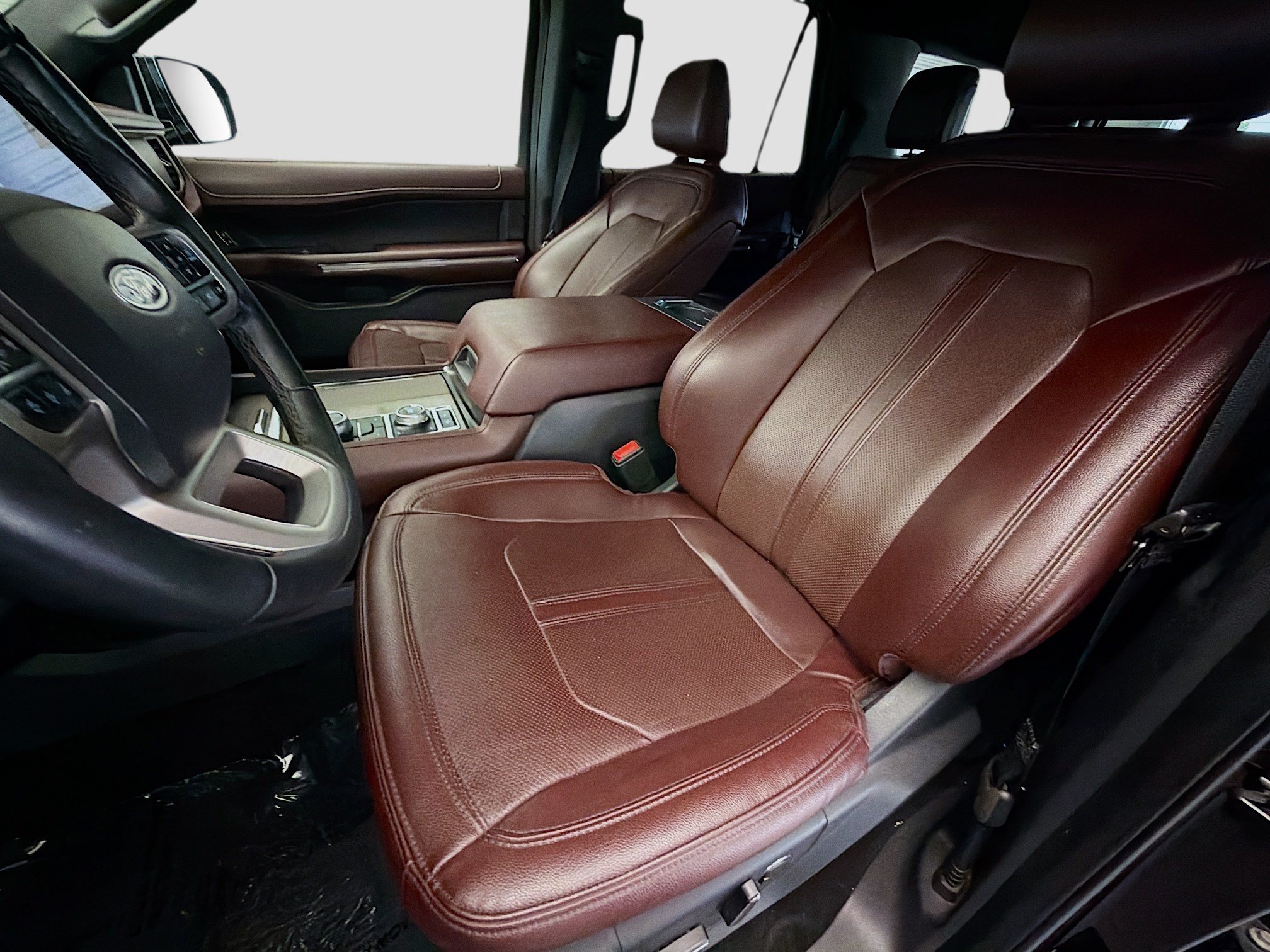 Used 2024 Ford Expedition Limited AWD/4WD image 11