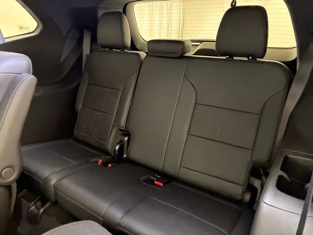 Certified 2025 Buick Enclave Sport Touring image 18