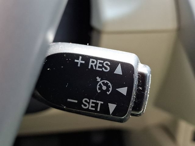 Used 2012 Toyota Prius V Two FWD image 30