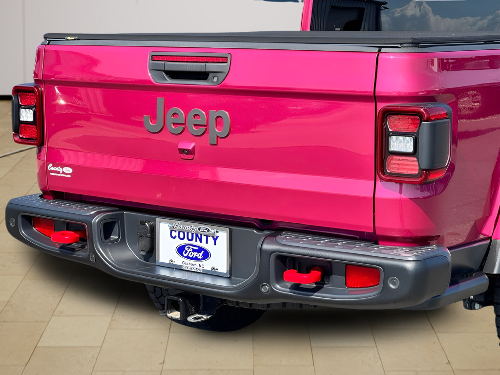 Used 2024 Jeep Gladiator Rubicon AWD/4WD image 39
