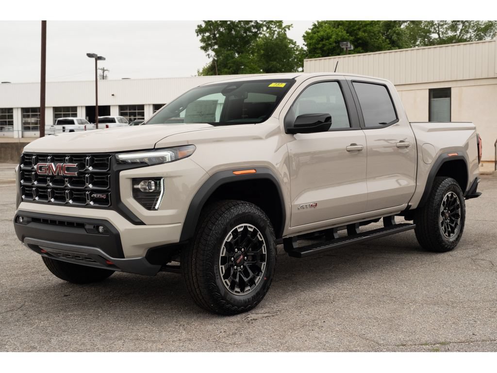 New 2026 GMC Canyon AT4 AWD/4WD image 4