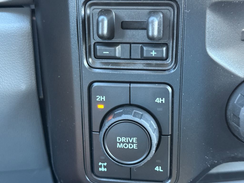 New 2026 Ford F250 XLT w/ XLT Premium Package image 35
