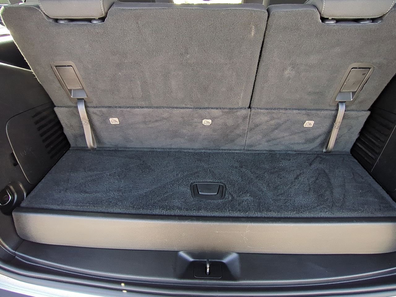 Used 2019 Chevrolet Tahoe LS RWD image 23