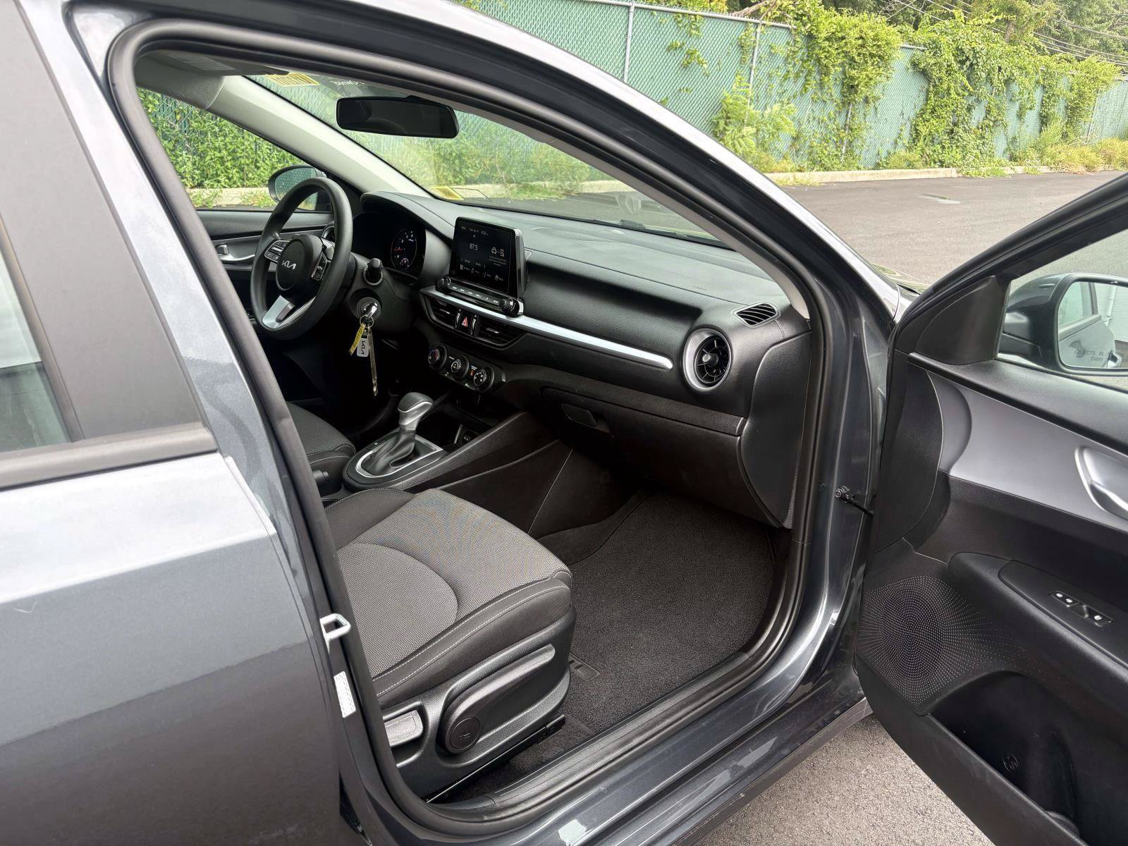 Certified 2023 Kia Forte LXS w/ LXS Technology Package FWD image 22