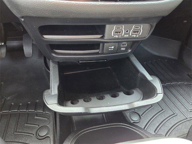 Certified 2022 Chrysler Pacifica Touring-L w/ S Appearance Package image 24