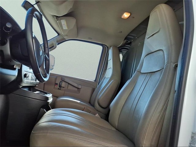 Used 2019 Chevrolet Express 2500 w/ Driver Convenience Package image 12