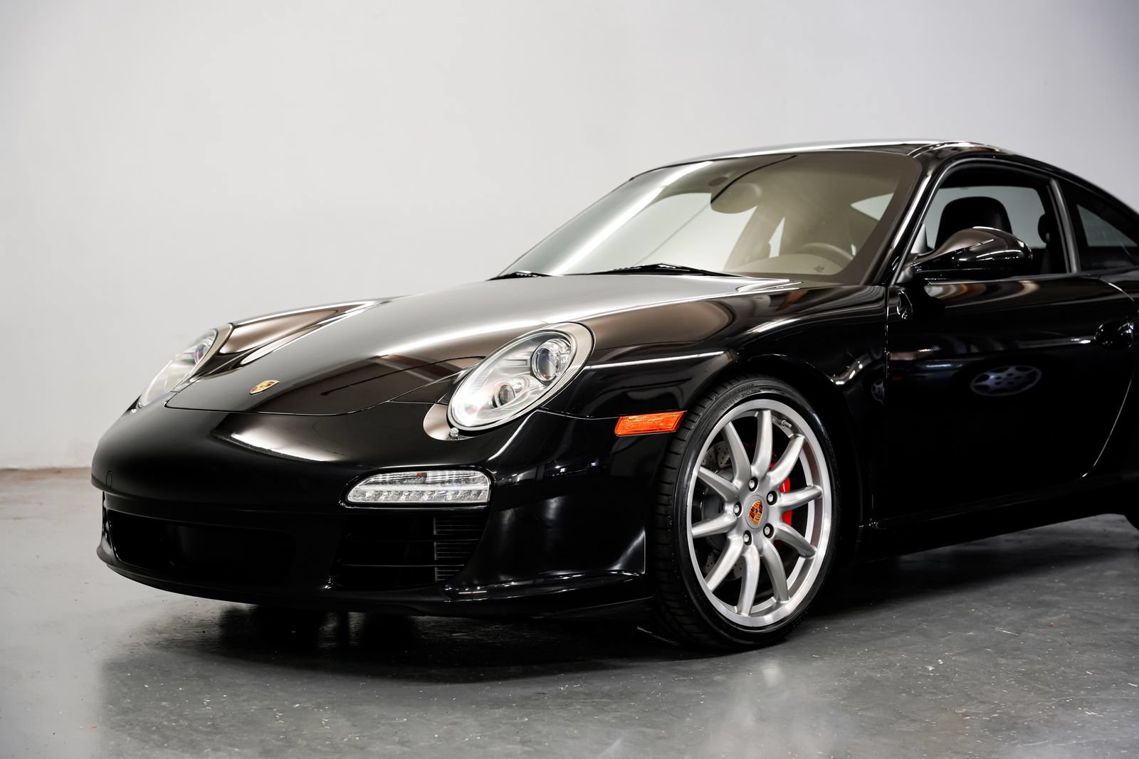 Used 2011 Porsche 911 Carrera S RWD image 28