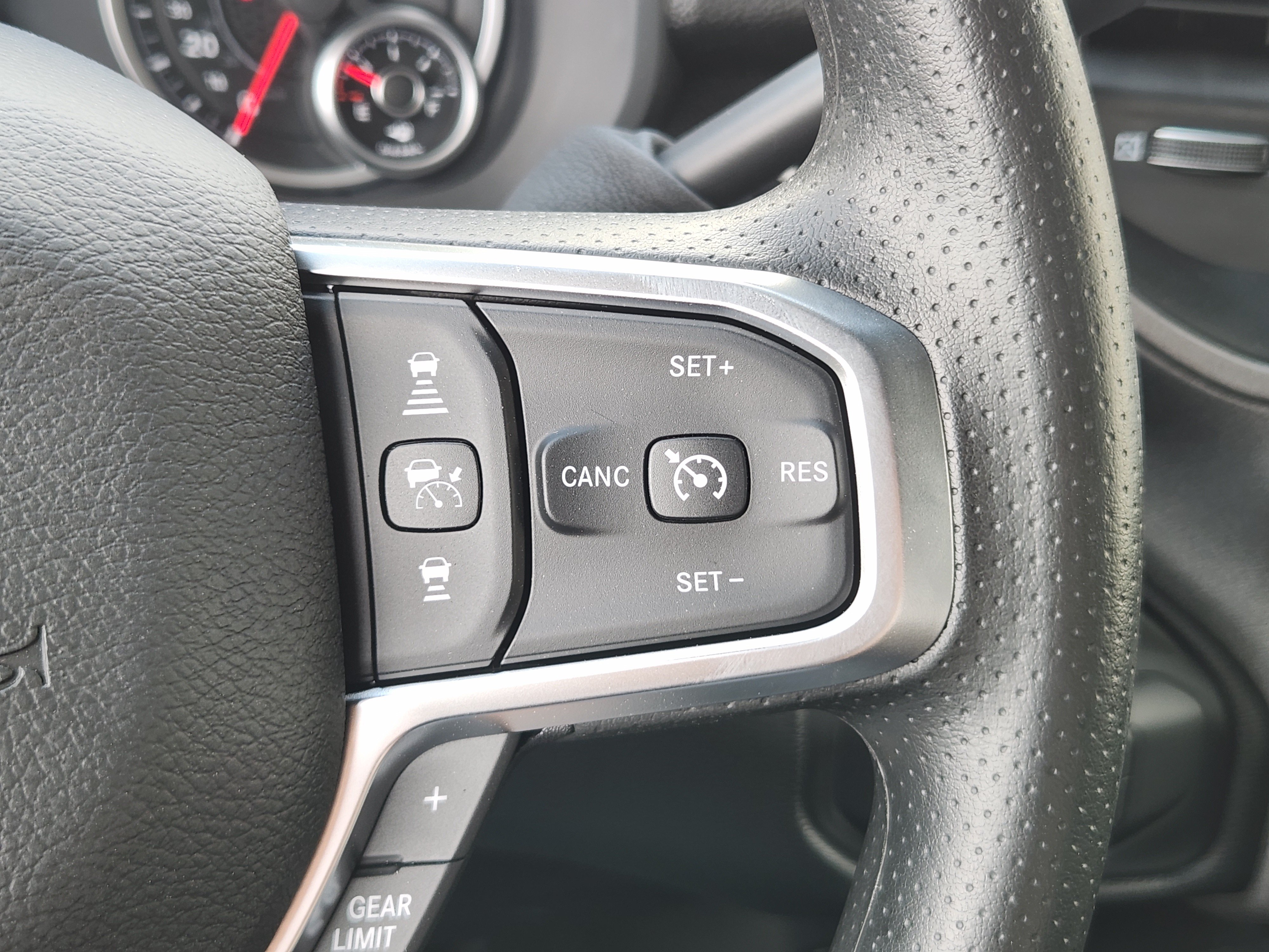 New 2027 RAM 3500 Tradesman AWD/4WD image 27