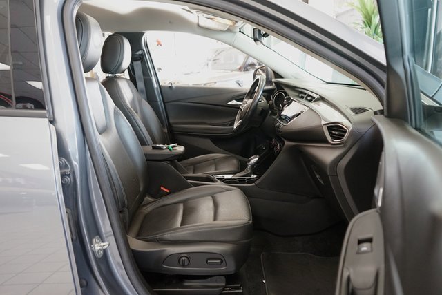 Used 2022 Buick Encore GX Essence image 39