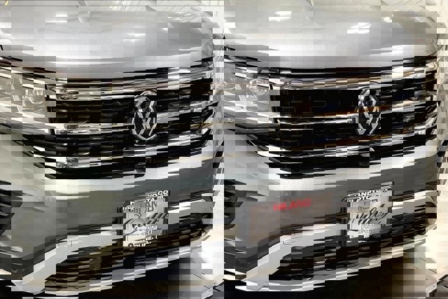 Used 2021 Volkswagen Atlas SEL Premium image 31