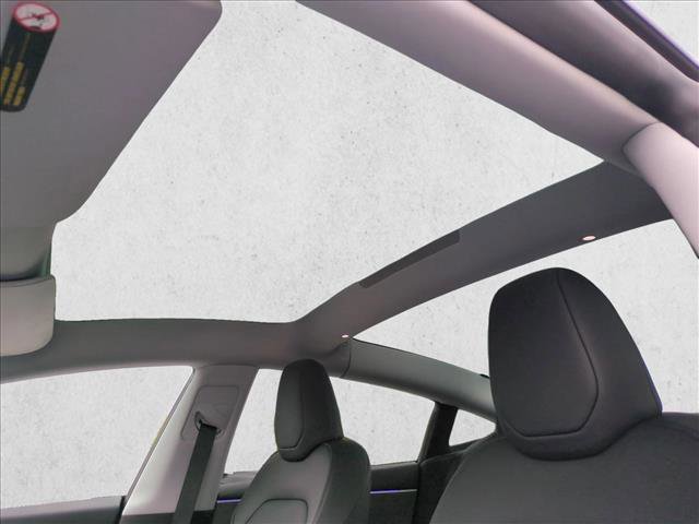 Used 2025 Tesla Model 3 Long Range image 16