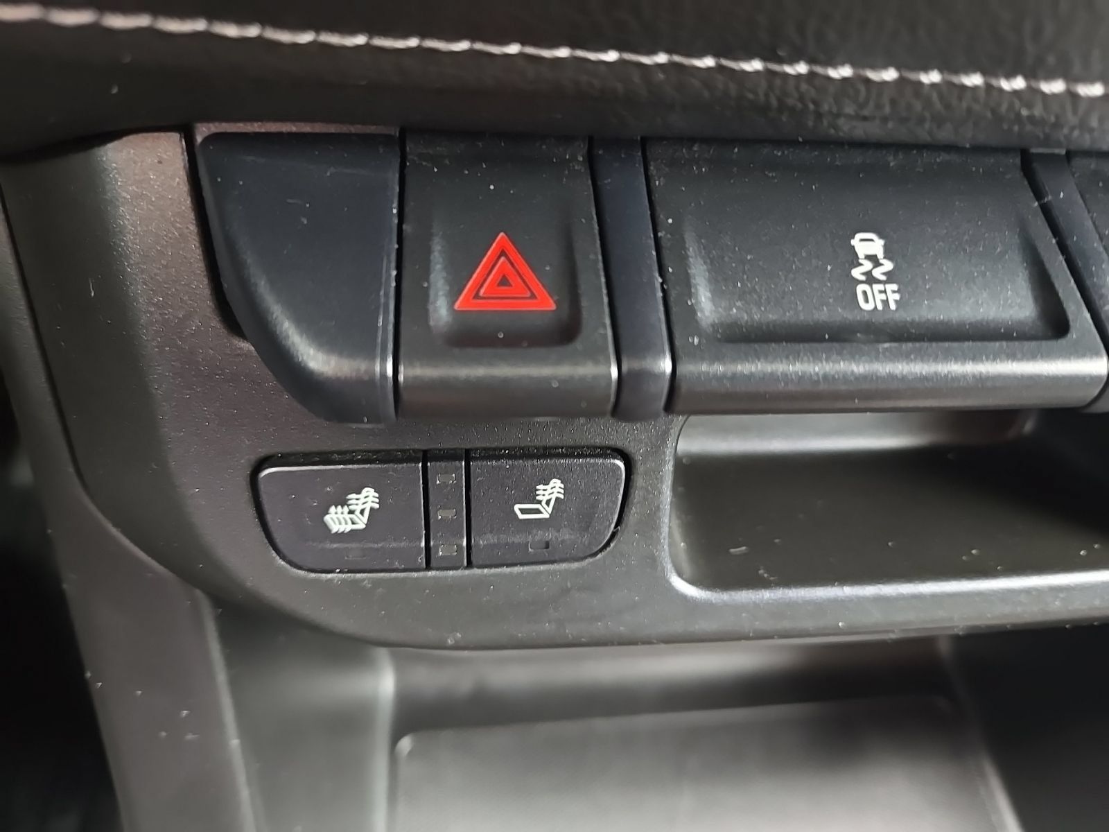 Used 2020 GMC Canyon SLE w/ Elevation Edition AWD/4WD image 26