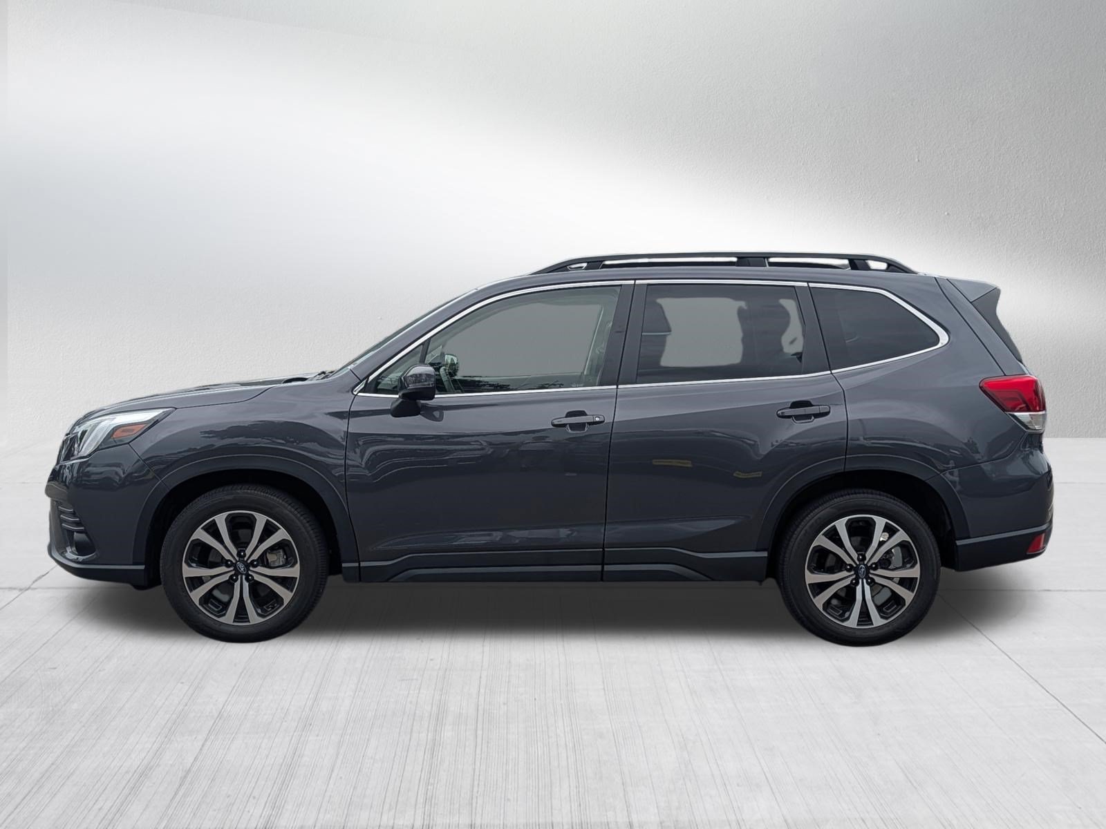Used 2023 Subaru Forester Limited AWD/4WD image 4