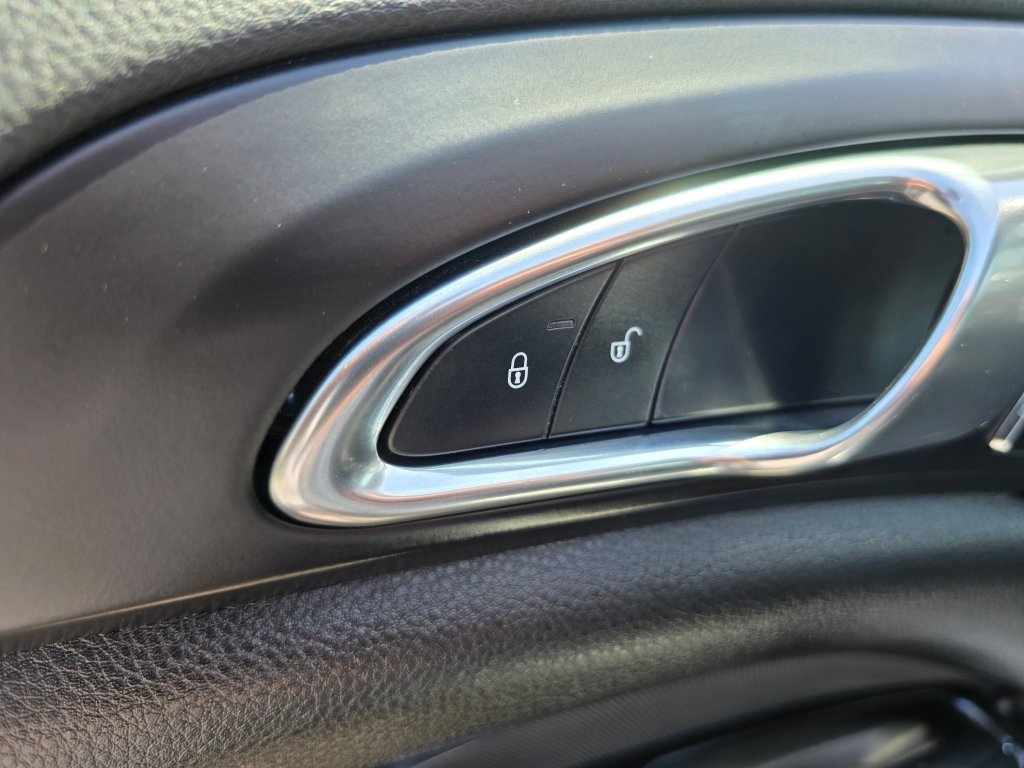 Used 2018 Porsche Cayenne S AWD/4WD image 34