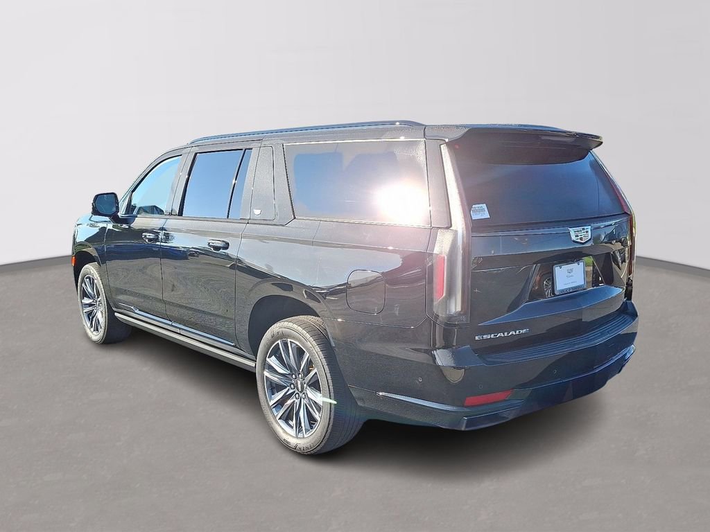 Used 2022 Cadillac Escalade ESV Sport Platinum image 6